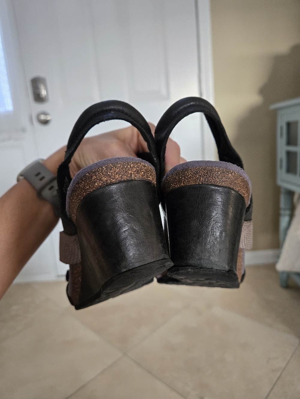 Aetrex Brynn Velcro Strap Leather Wedge Sandals, EUC - Picture 5 of 8